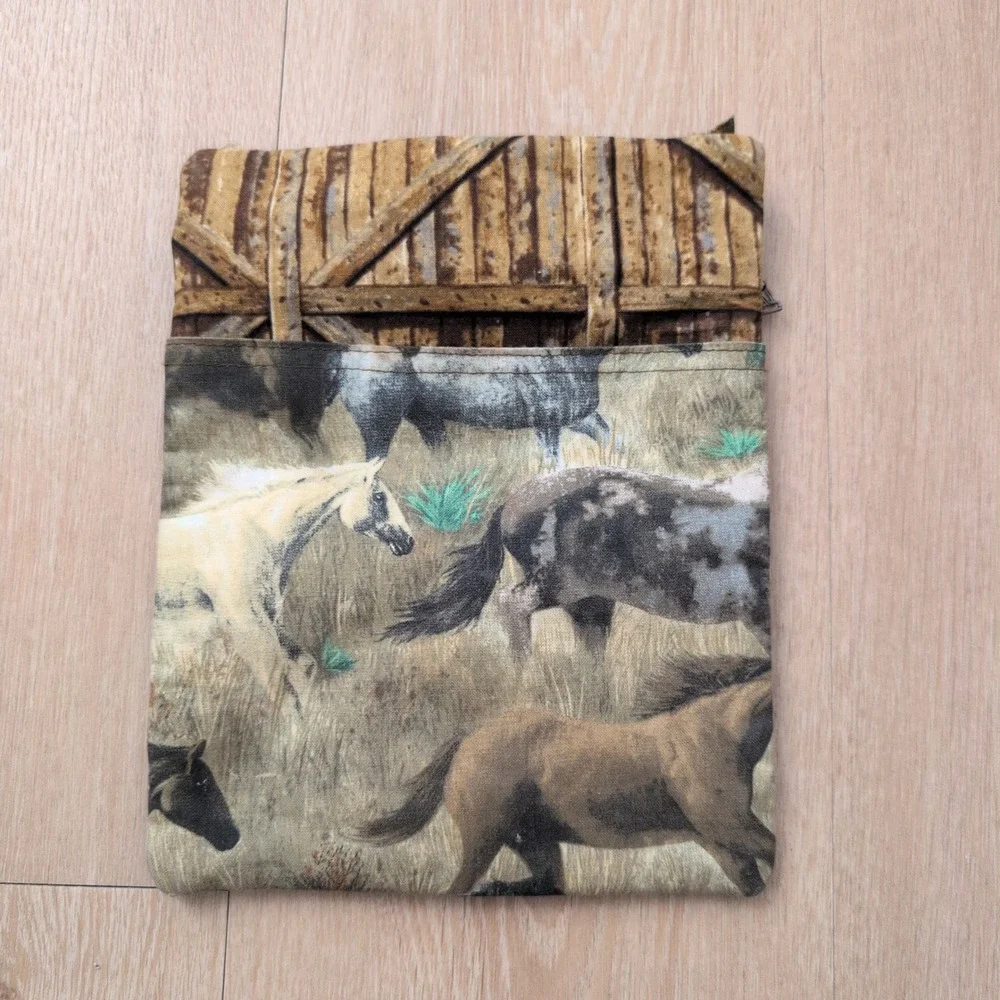 Handmade Wild Horse Print Fabric Zipper Pouch Equestrian Makeup Bag 7.5x9